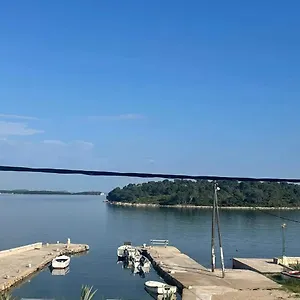 rezervirajte ovdje